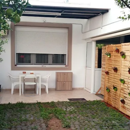 Demetrio Casa In Costiera Volos